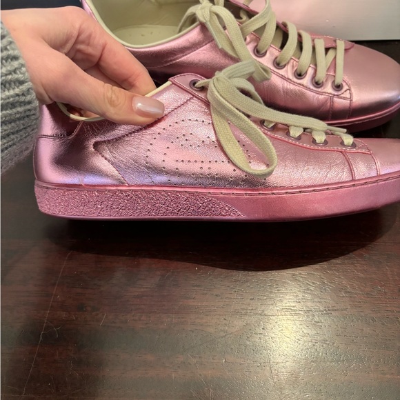 Authentic Gucci size 40 Ace sneakers! Excellent condition. - Picture 3 of 4